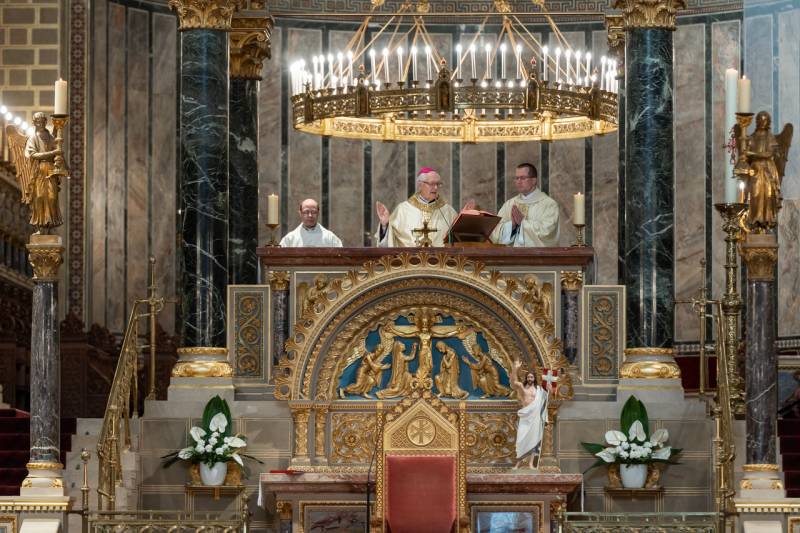 2024_04_12_elhunyt puspokok_24.jpg